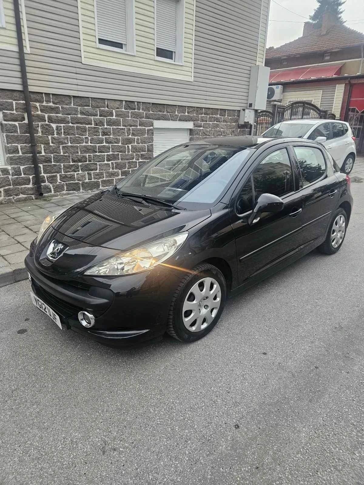 Peugeot 207 1.6i