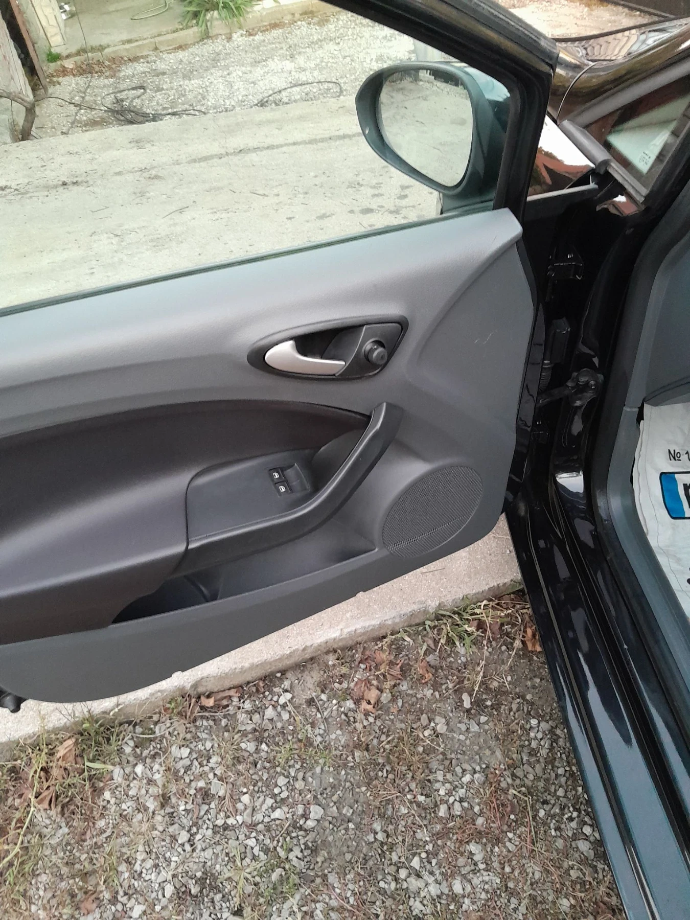 Seat Ibiza 1.2i  GAS, снимка 10 - Автомобили и джипове - 56584839