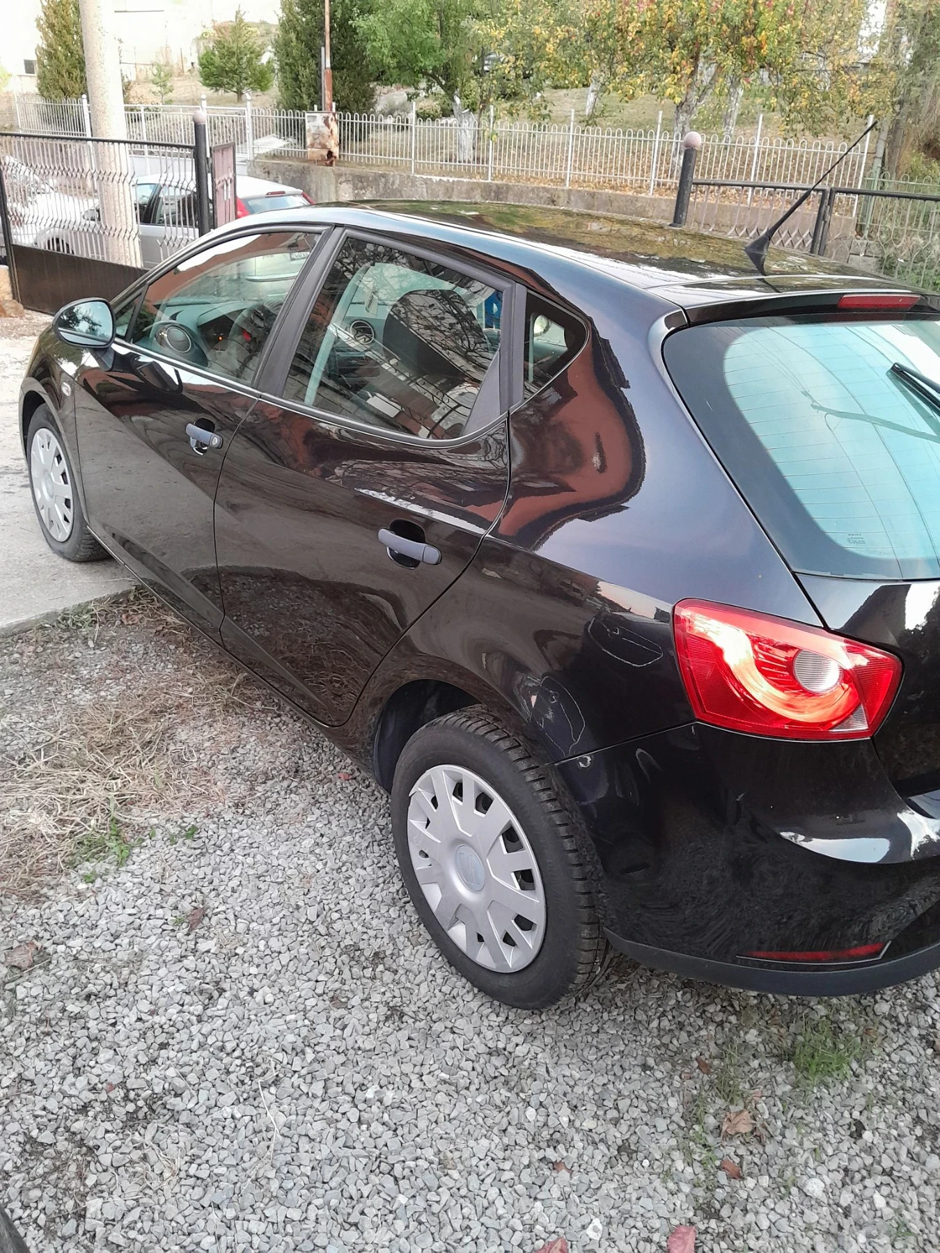 Seat Ibiza 1.2i  GAS, снимка 5 - Автомобили и джипове - 56584839