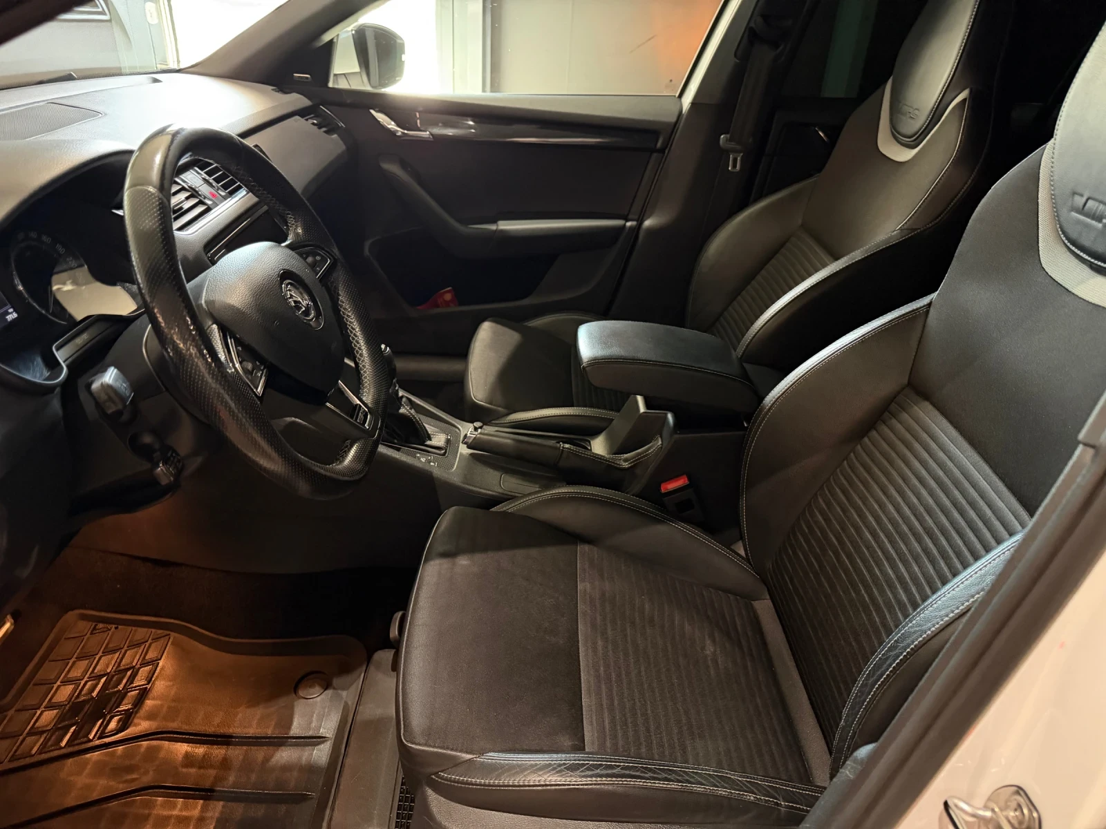 Skoda Octavia VRS, снимка 5 - Автомобили и джипове - 56613141