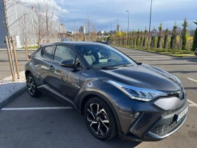 Toyota C-HR 1.8 Hybrid - Гаранция / Facelift, снимка 2