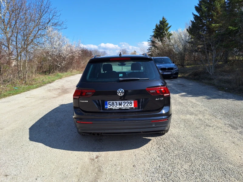 VW Tiguan, снимка 4 - Автомобили и джипове - 49275053