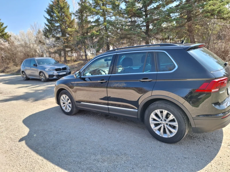 VW Tiguan, снимка 2 - Автомобили и джипове - 49275053