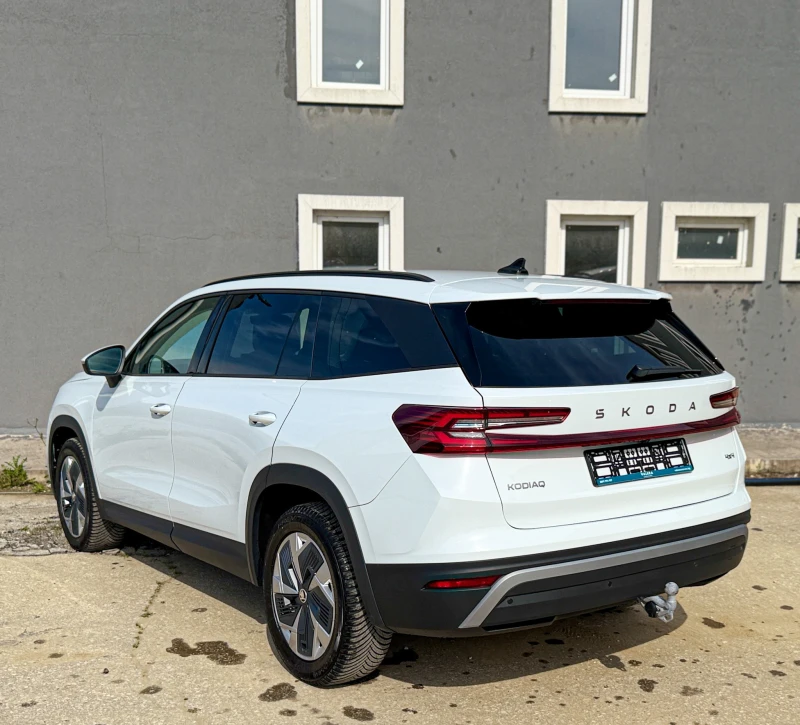 Skoda Kodiaq Selection 4x4/HUD/DSG/ГАРАНЦИЯ, снимка 3 - Автомобили и джипове - 50405462