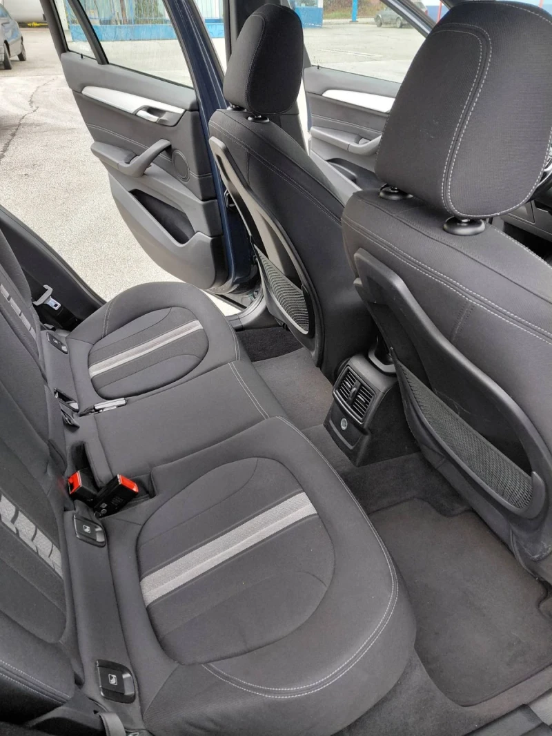 BMW X1, снимка 10 - Автомобили и джипове - 52351061