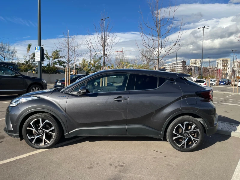 Toyota C-HR 1.8 Hybrid - FACELIFT, снимка 3 - Автомобили и джипове - 52597871