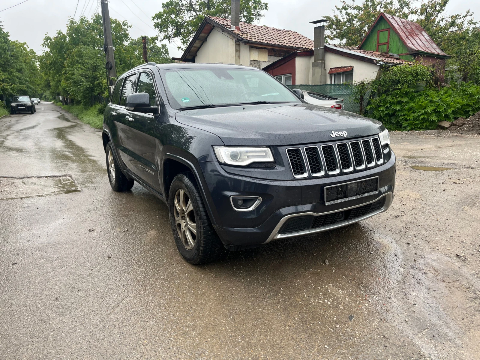 Jeep Grand cherokee 3.0 - изображение 2