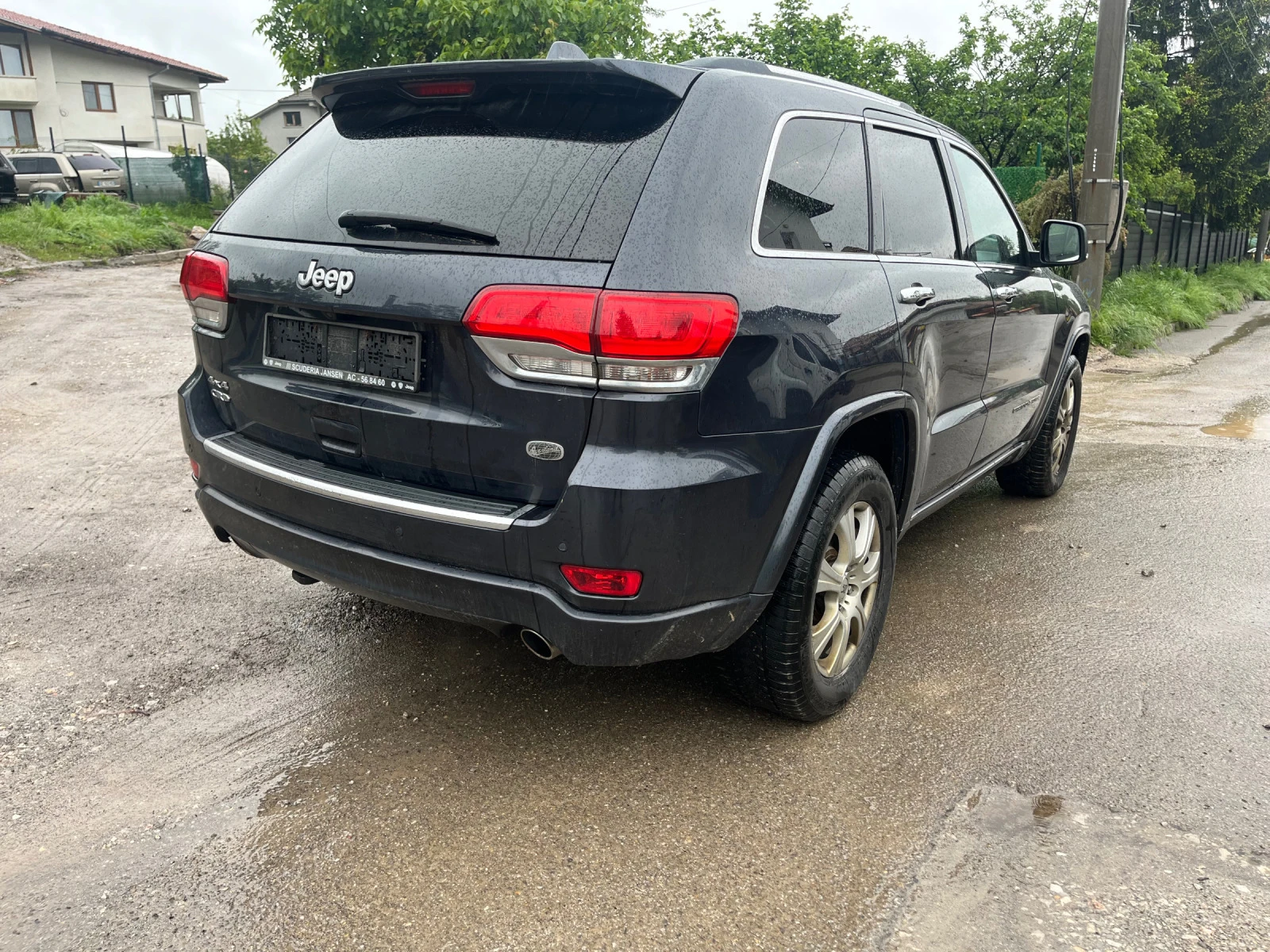 Jeep Grand cherokee 3.0 - изображение 3