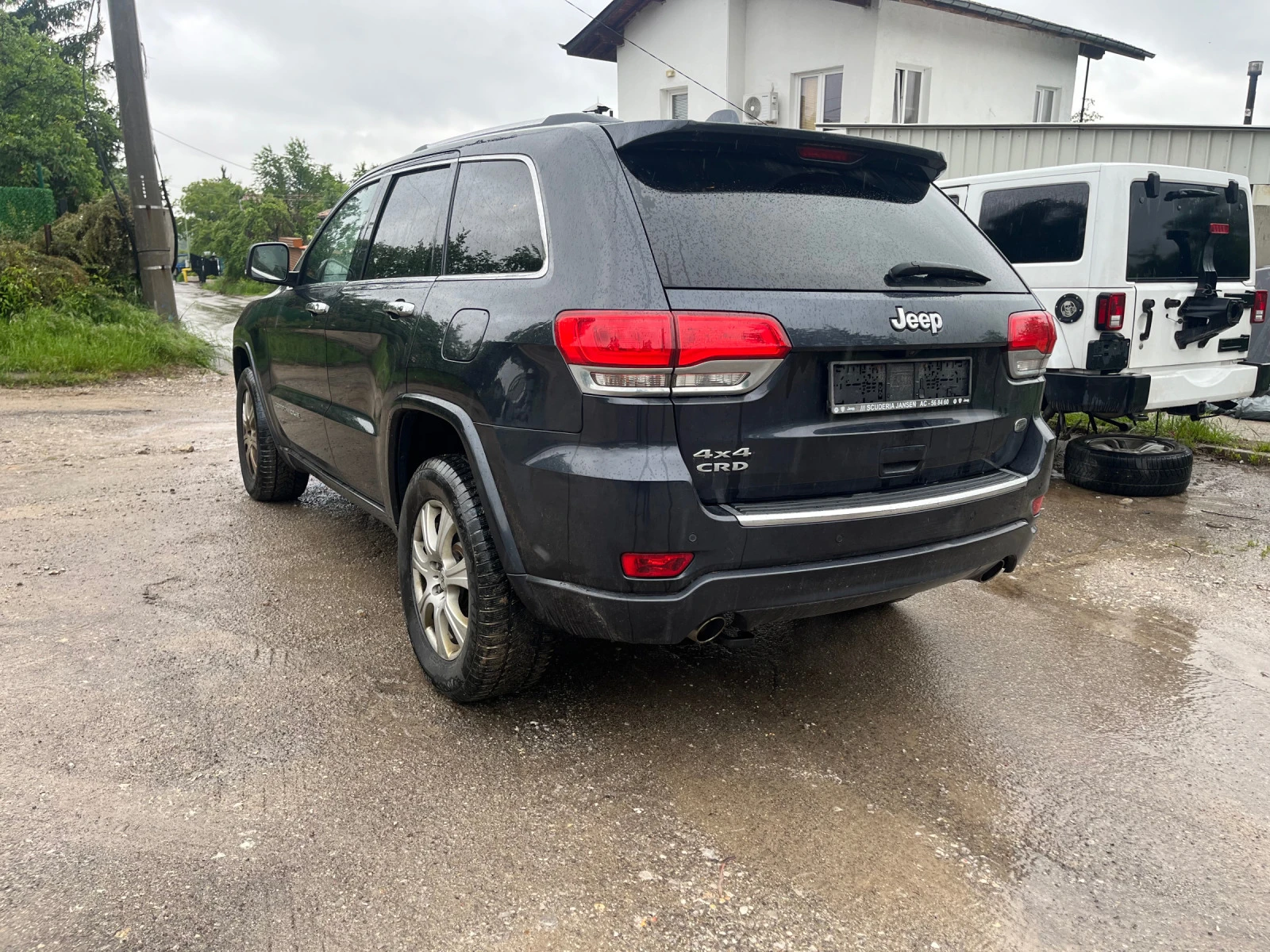 Jeep Grand cherokee 3.0 - изображение 4