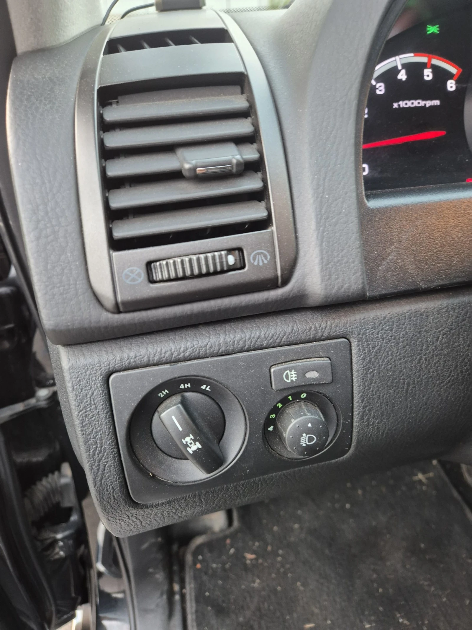 SsangYong Rexton 2.0 Xdi Rexton W - изображение 10