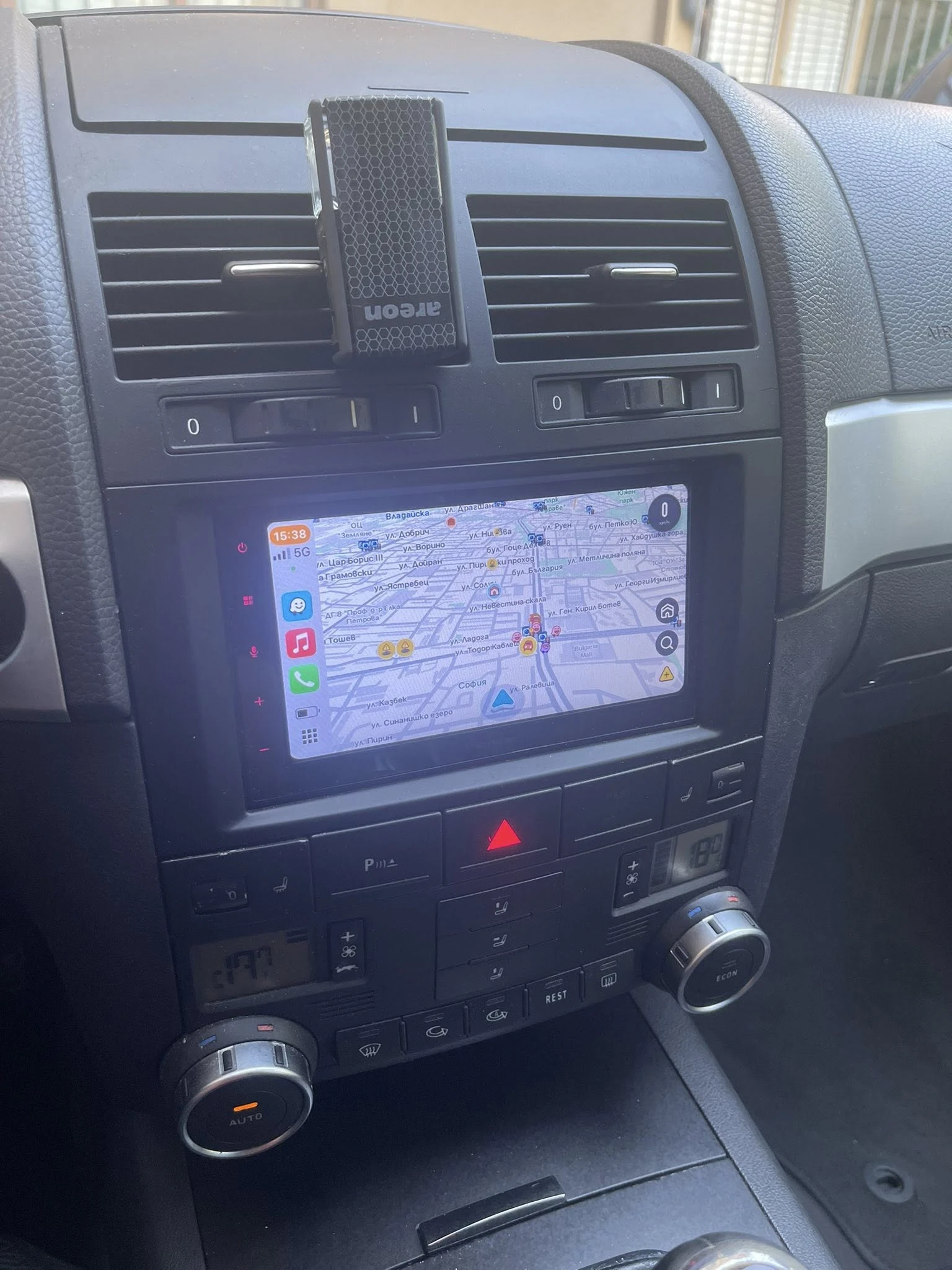 VW Touareg  - изображение 8