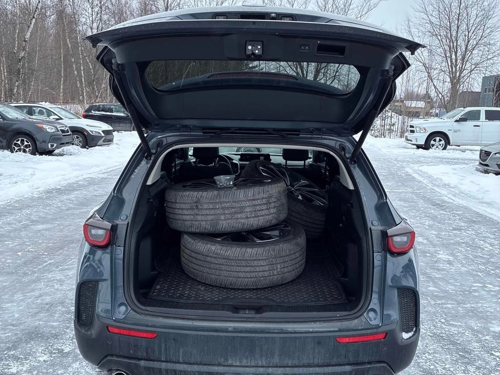 Mazda CX-50 2023 GT * CARFAX * ��� ������������ ������ | Mobile.bg � ����������� 16