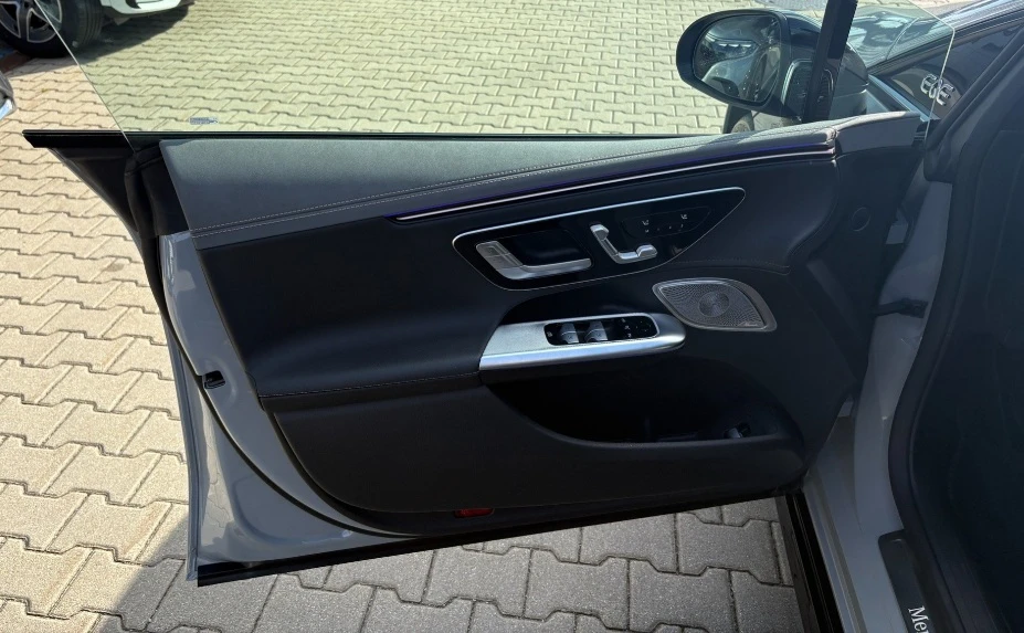 Mercedes-Benz EQE 500 4Matic AMG-Line - изображение 6