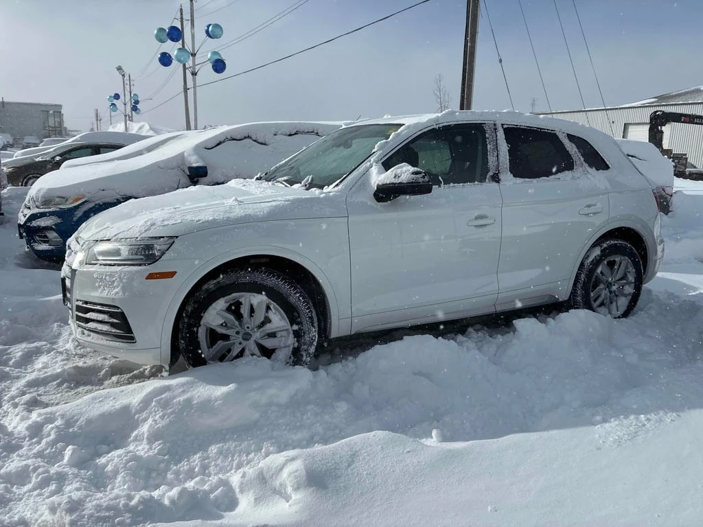 Audi Q5 * Komfort * CARFAX * БЕЗ ПЪРВОНАЧАЛНА ВНОСКА - изображение 2