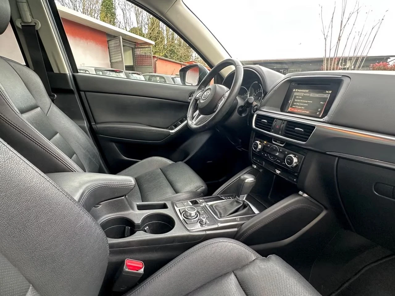 Mazda CX-5 2.2D/175HP/SKYACTIV/4X4/EXCEED TETT/NAVI/LED/ACC, снимка 11 - Автомобили и джипове - 54030393