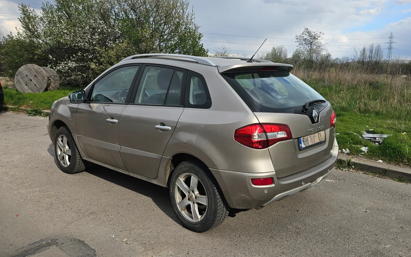 Renault Koleos 2.0, 4х4, 150к.с., снимка 3 - Автомобили и джипове - 54723594