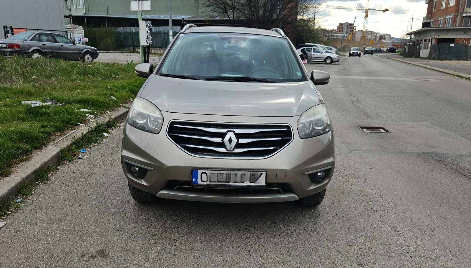 Renault Koleos 2.0, 4х4, 150к.с., снимка 9 - Автомобили и джипове - 54723594