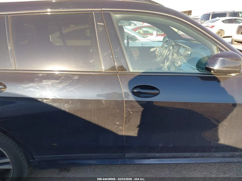 BMW X7 4.4L V-8 DI, DOHC, VVT, TURBO, 523HP All Wheel | Mobile.bg � ����������� 12