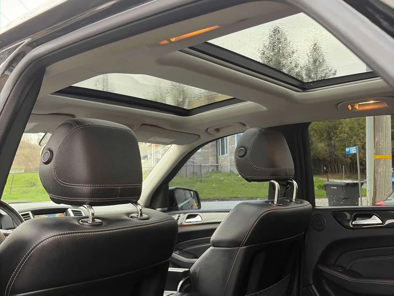 Mercedes-Benz ML 350 BlueTEC/ПОДГРЕВИ/ПАНОРАМА, снимка 12 - Автомобили и джипове - 54423131