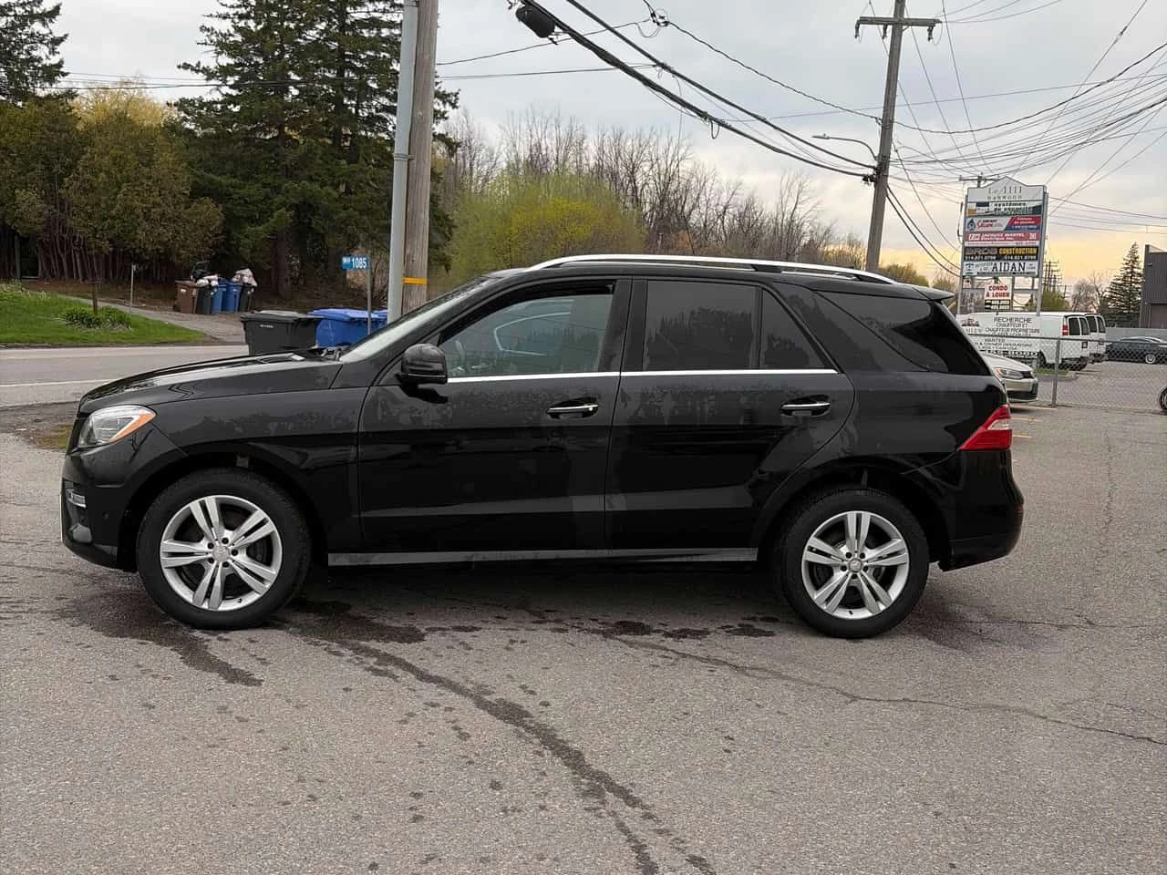 Mercedes-Benz ML 350 BlueTEC/ПОДГРЕВИ/ПАНОРАМА, снимка 2 - Автомобили и джипове - 54423131