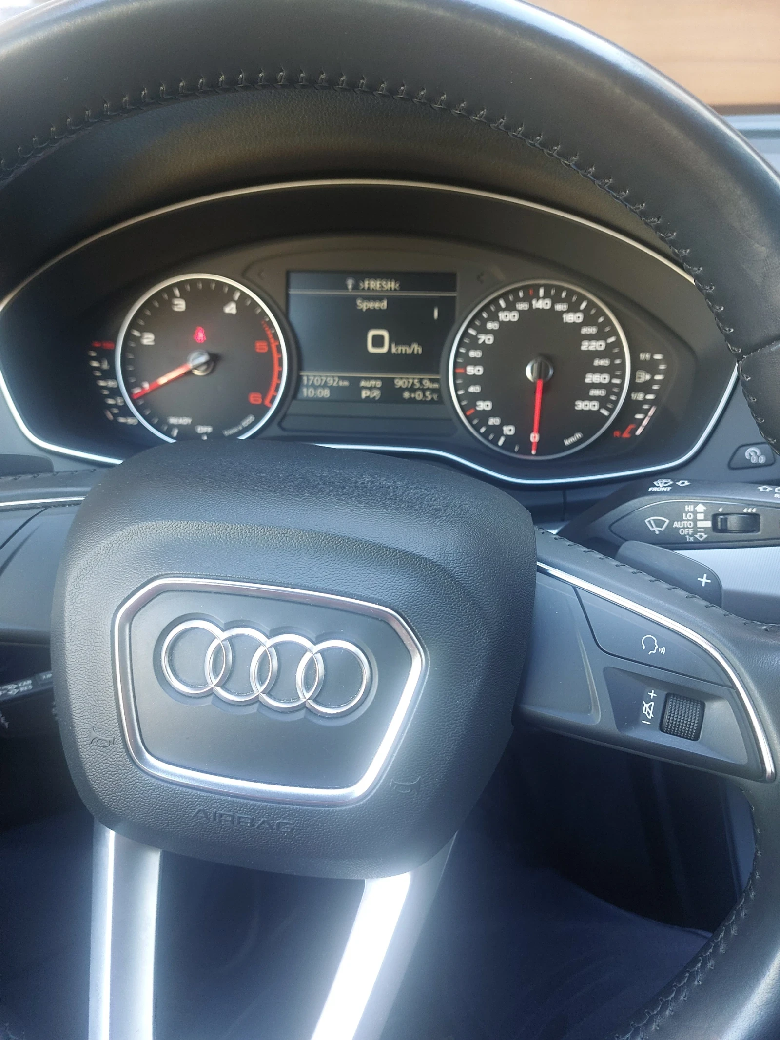 Audi Q5 2.0 тди , снимка 7 - Автомобили и джипове - 54449593