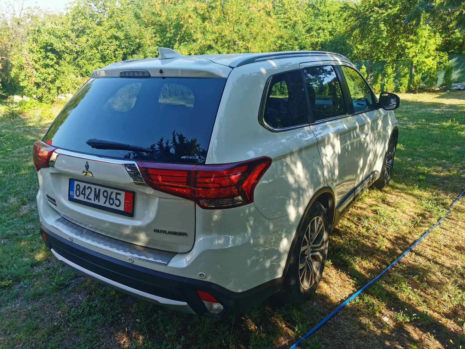 Mitsubishi Outlander 2.0 150 �.�. 4�4, ���, ������� | Mobile.bg � ����������� 7