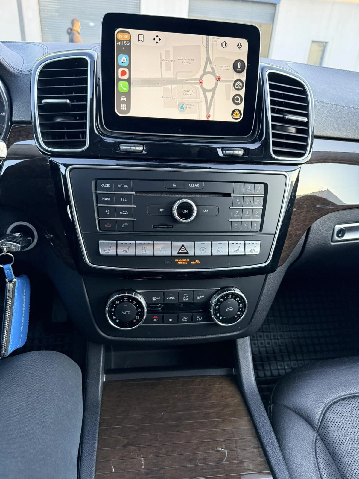 Mercedes-Benz GLS 350, снимка 2 - Автомобили и джипове - 54727215