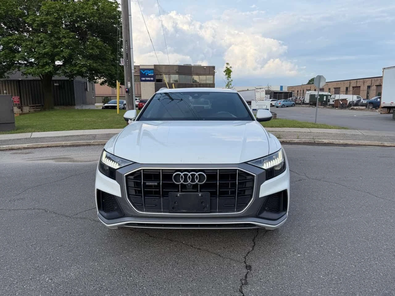 Audi Q8 | Technik | 360 | ОБДУХВАНЕ | ПАНОРАМА | , снимка 6 - Автомобили и джипове - 54877825