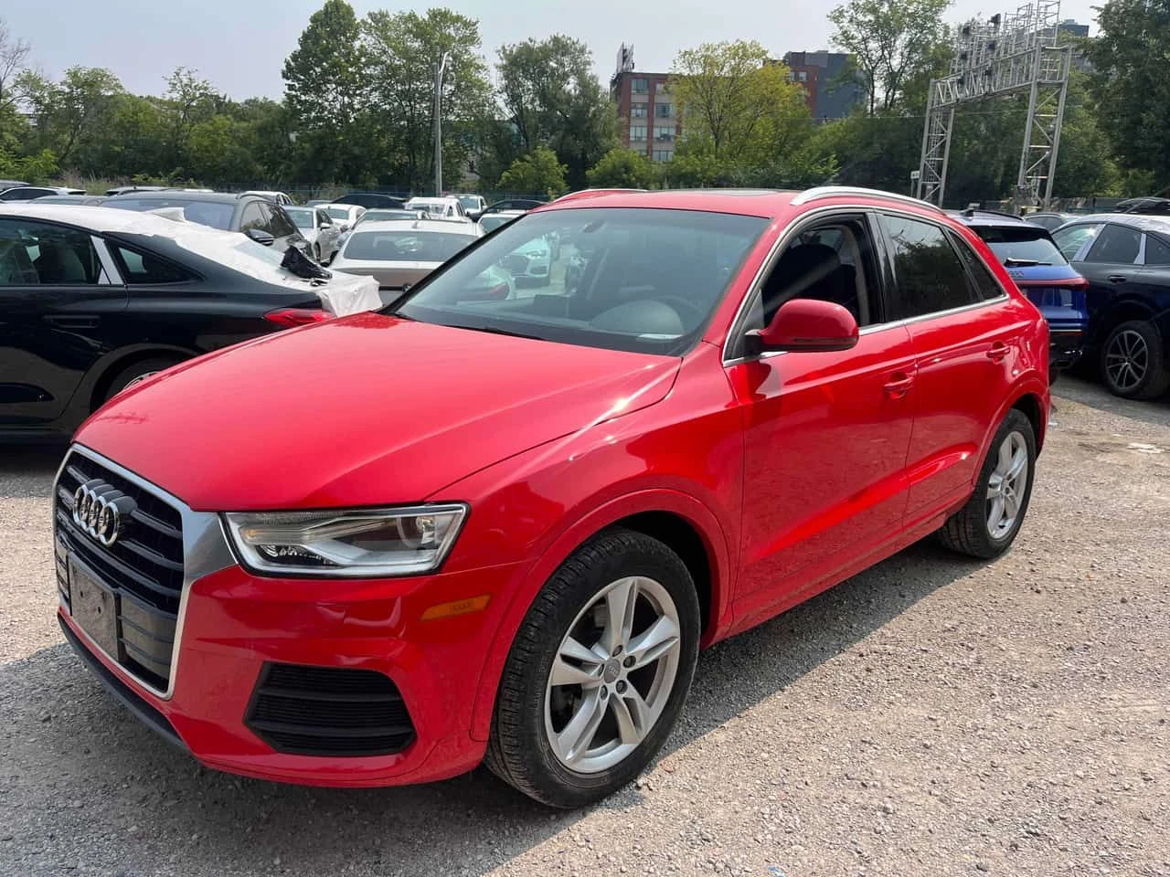 Audi Q3 * Progressiv * CARFAX * ОПЦИЯ ЗА ФИНАНСИРАНЕ