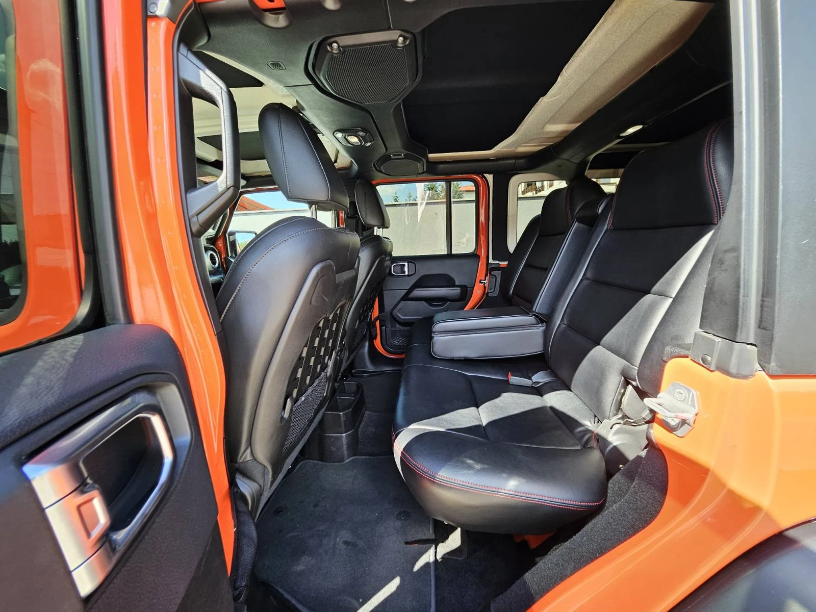 Jeep Wrangler RUBICON UNLIMITED 2.0L, снимка 17 - Автомобили и джипове - 55909843