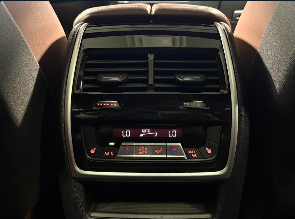 BMW X5 M SPORT | LASERLIGHT | DISTRONIC, снимка 16 - Автомобили и джипове - 56087310