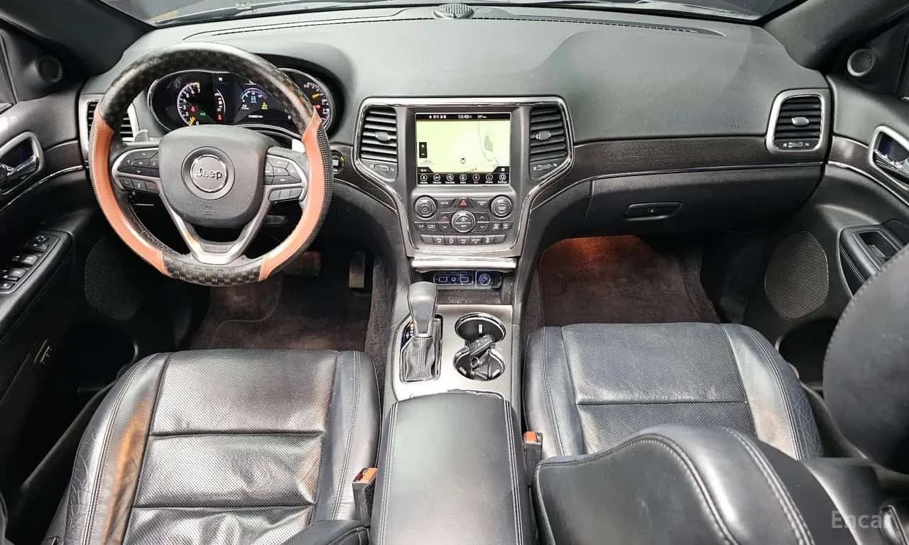 Jeep Cherokee 3.6 Limited/ФИНАНСИРАНЕ, снимка 7 - Автомобили и джипове - 56331882