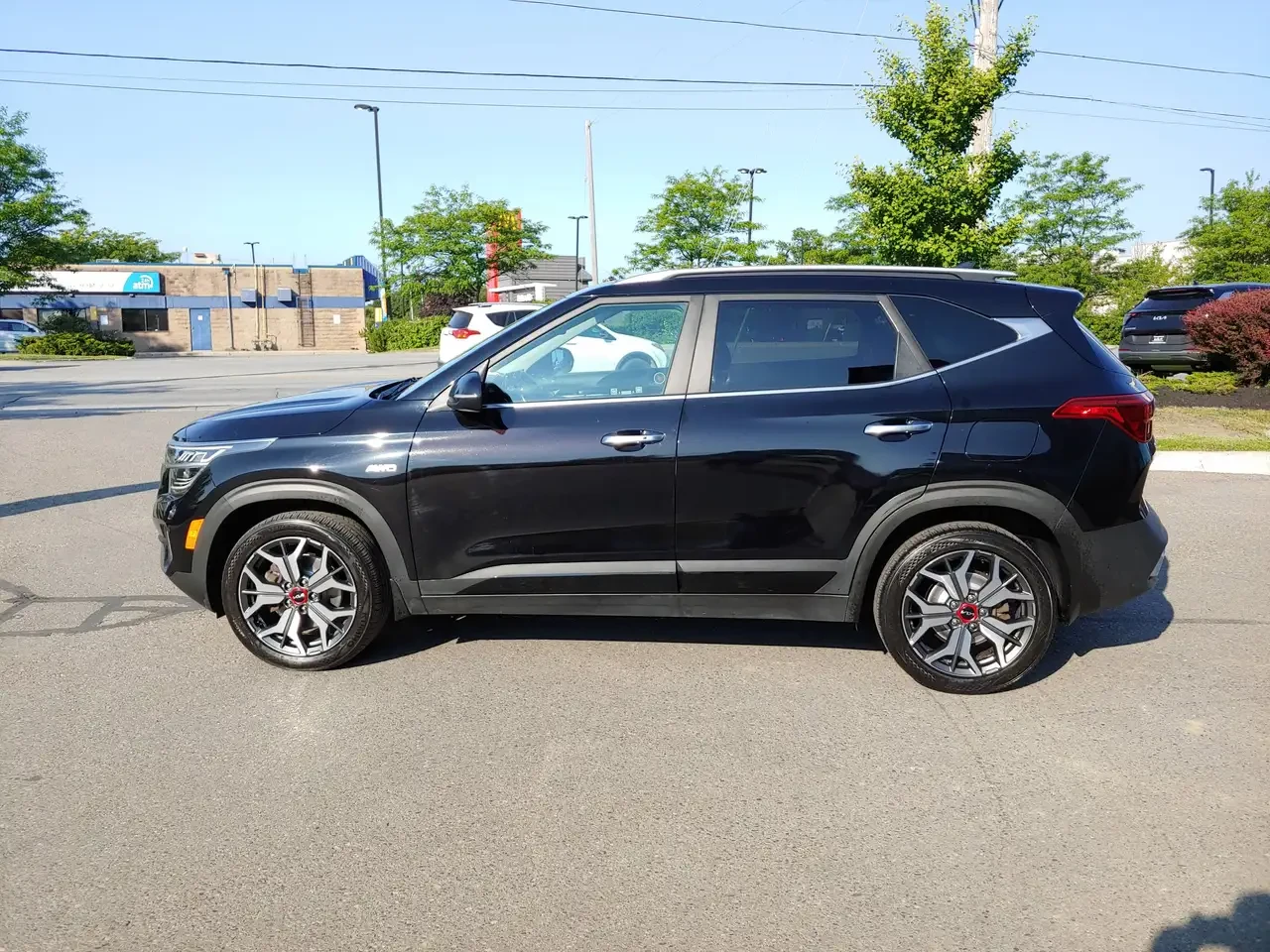 Kia Seltos SX Turbo 1.6L AWD | SUNROOF | NAV | 69K KM All | Mobile.bg � ����������� 5
