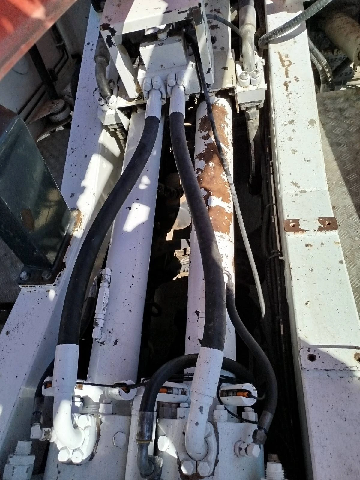 Бетон помпа Mercedes-Benz Arocs 3243 - изображение 8