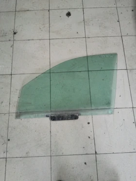 Стъкло предно ляво Гранд Чероки 2.7црд