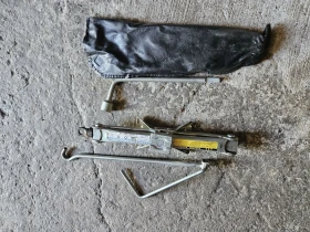 Инструменти, снимка 1