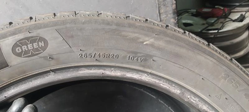 Гуми Зимни 265/45R20, снимка 9 - Гуми и джанти - 35130832