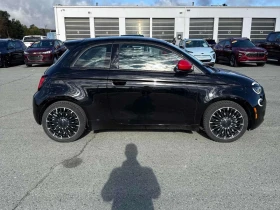 Fiat 500e * (RED) Edition * CARFAX * ОПЦИЯ ЗА ФИНАНСИРАНЕ, снимка 3