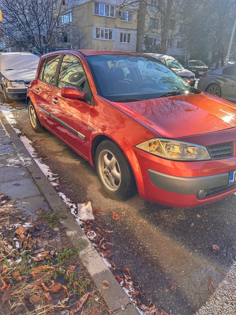 Renault Megane 1.5 DCI, снимка 2 - Автомобили и джипове - 49051627