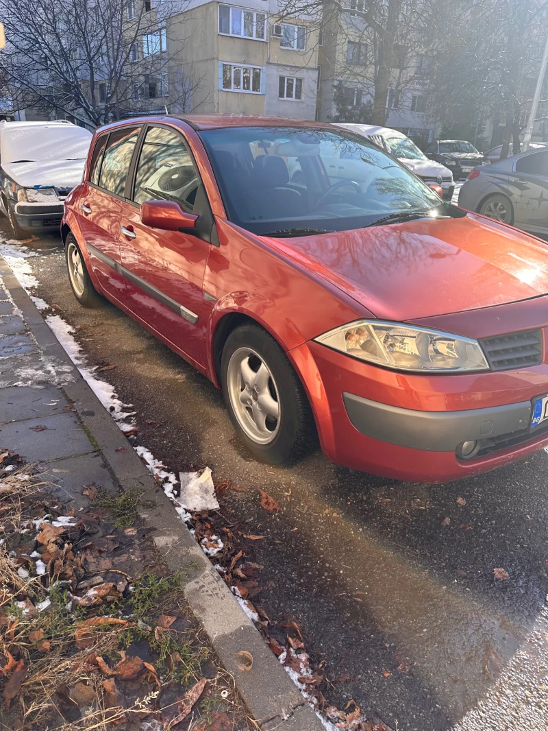 Renault Megane 1.5 DCI, снимка 2 - Автомобили и джипове - 48546817