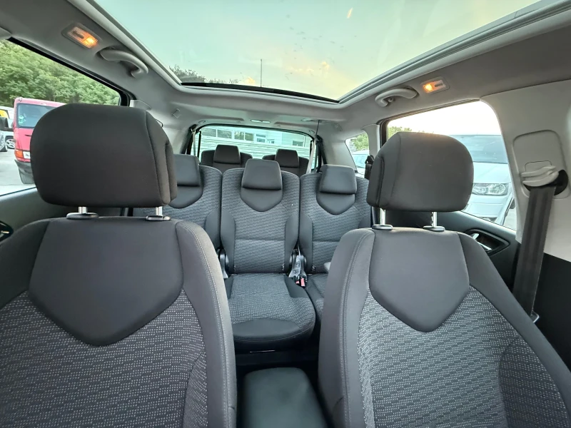 Peugeot 308 1.6HDI 7 МЕСТА, снимка 14 - Автомобили и джипове - 51726429