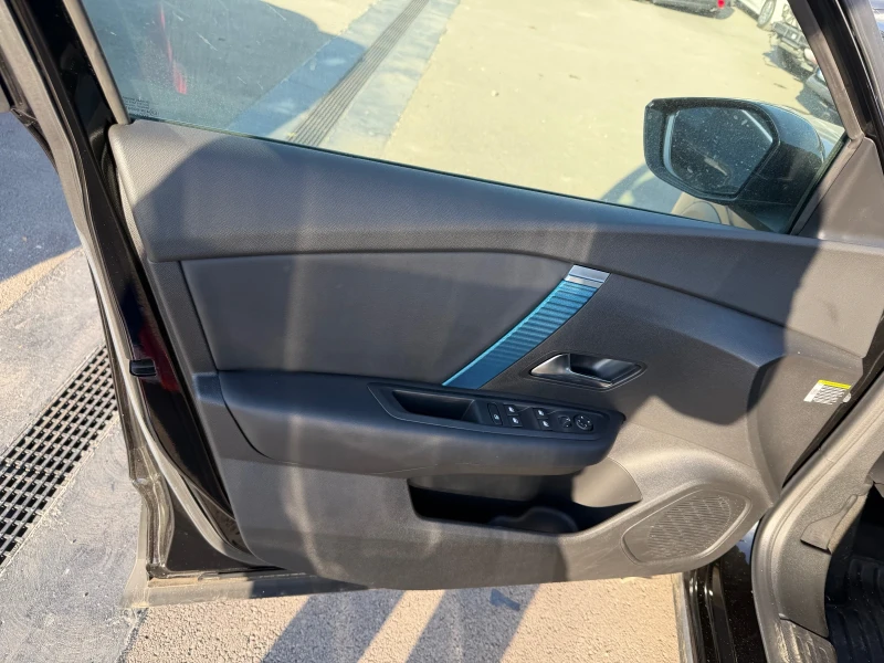 Citroen C4 Бързо DC зареждане (CCS) до 100 kW, снимка 9 - Автомобили и джипове - 52329190