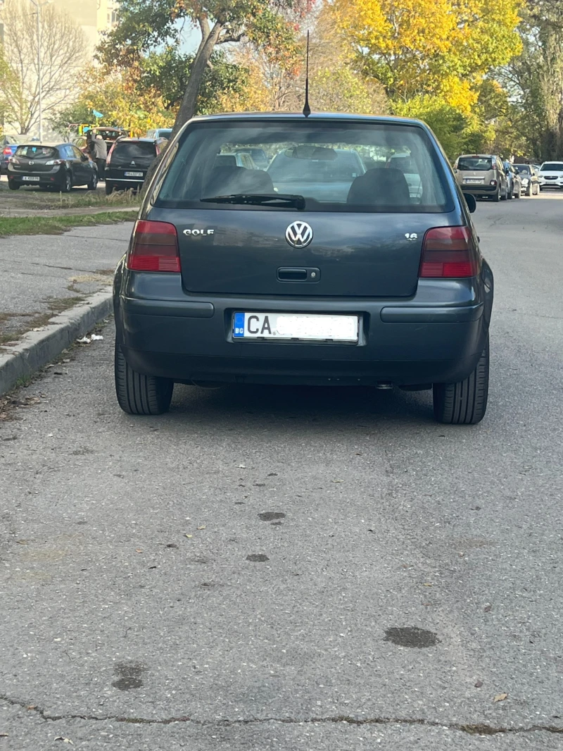 VW Golf 1.6 SR, снимка 11 - Автомобили и джипове - 52355617