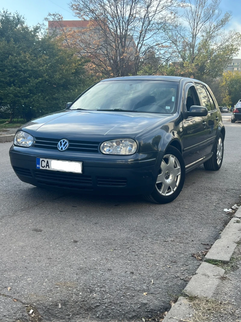 VW Golf 1.6 SR, снимка 12 - Автомобили и джипове - 52355617