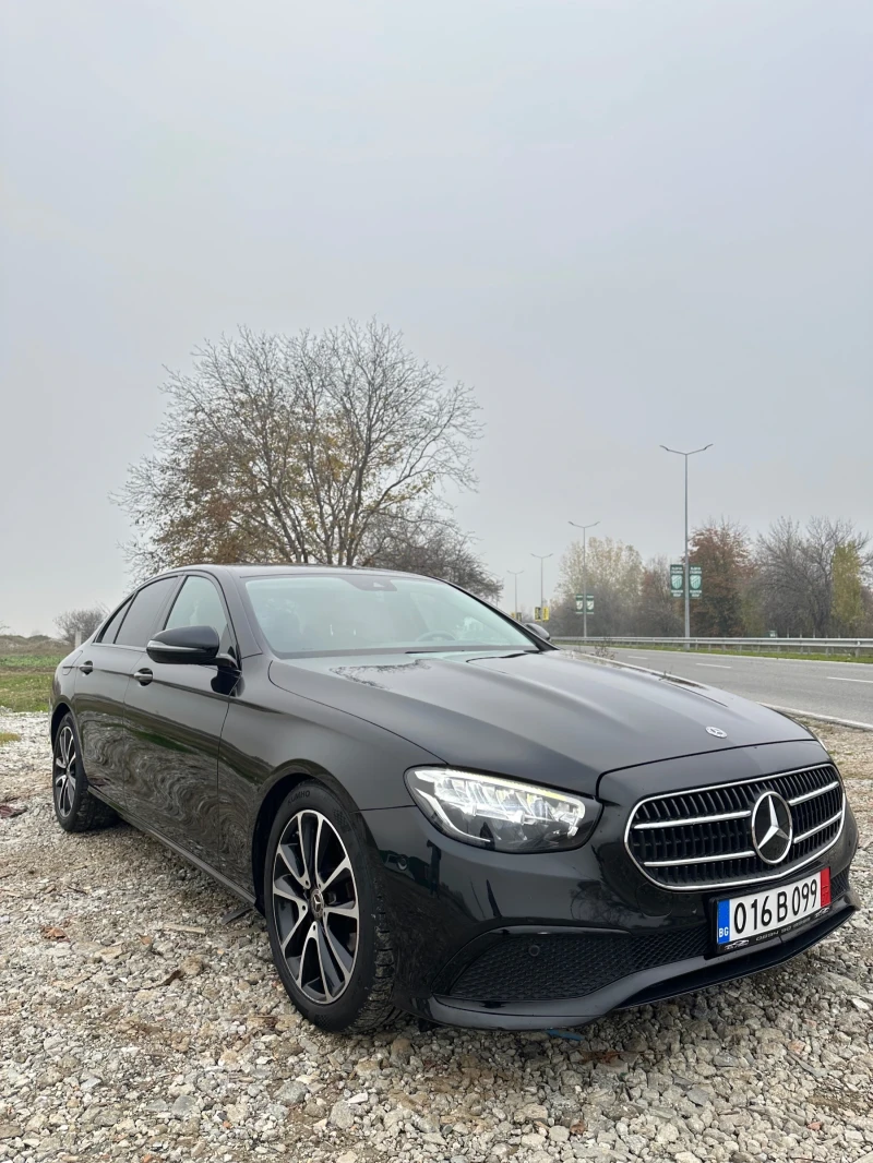 Mercedes-Benz E 220 Facelift/Ambient/PremiumPack, снимка 2 - Автомобили и джипове - 52446294