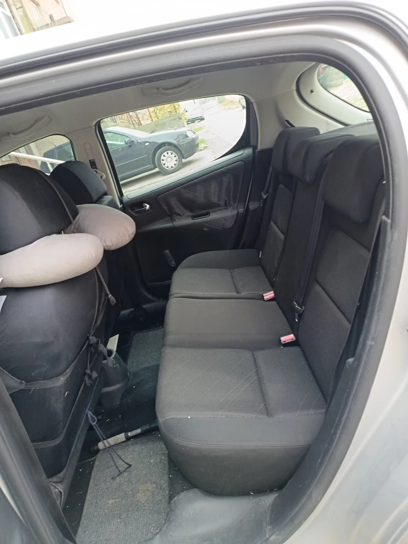 Peugeot 207 1.6i, снимка 11 - Автомобили и джипове - 52594776