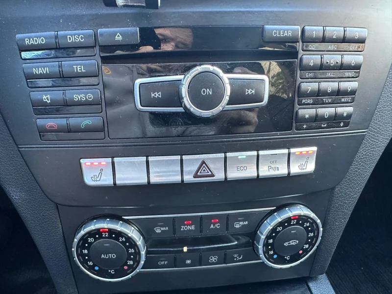 Mercedes-Benz C 180, снимка 8 - Автомобили и джипове - 52756133