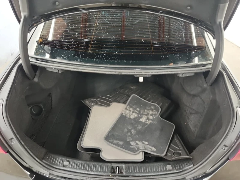 Mercedes-Benz E 450 AMG-Line * EQ-Boost * 360 camera * CARFAX * , снимка 12 - Автомобили и джипове - 53378116