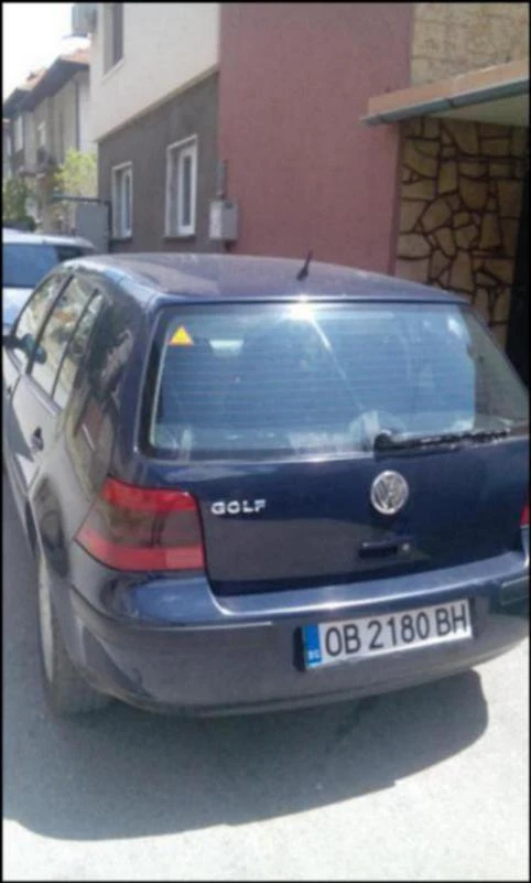 VW Golf GOLF 4 - 1, 6i, снимка 2 - Автомобили и джипове - 47529253