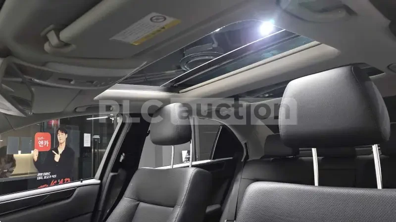 Mercedes-Benz E 350 Avantgarde/ОБДУХ/PANO/ПОДГРЕВ/ВКЛЮЧЕН ТЕХНОТЕСТ, снимка 8 - Автомобили и джипове - 54215620